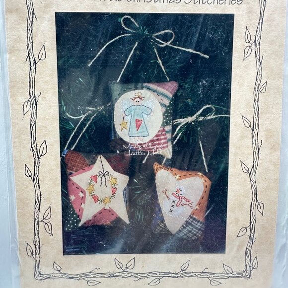 Bareroots #30 Little Christmas Stitcheries Pattern - Picture 2 of 3